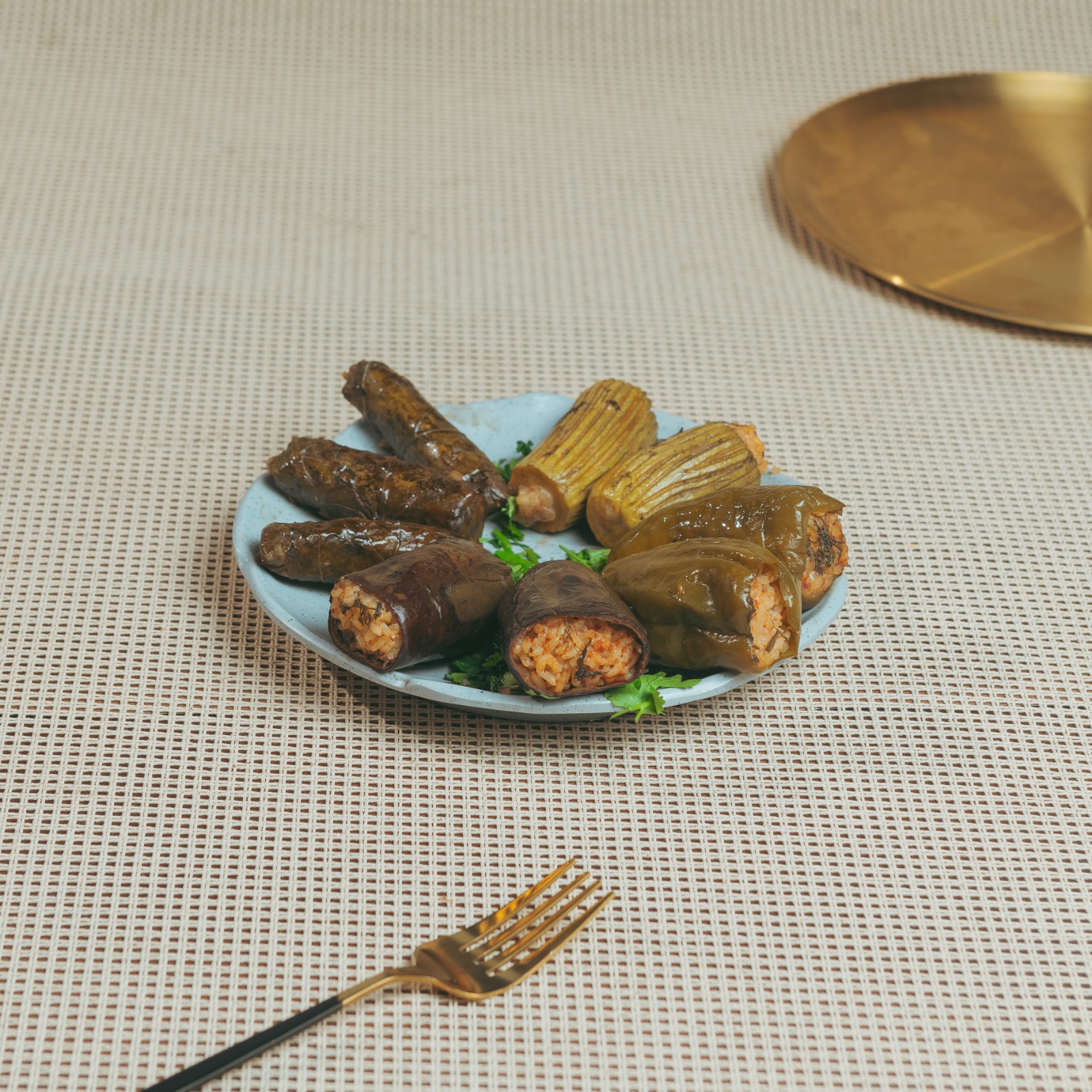 طبق محشي مشكل ( ربع كيلو )