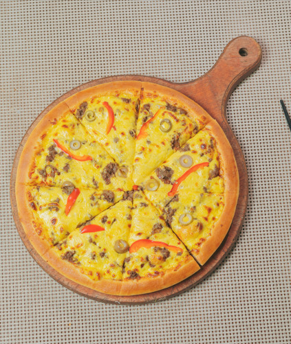 بيتزا لحمة مفرومة